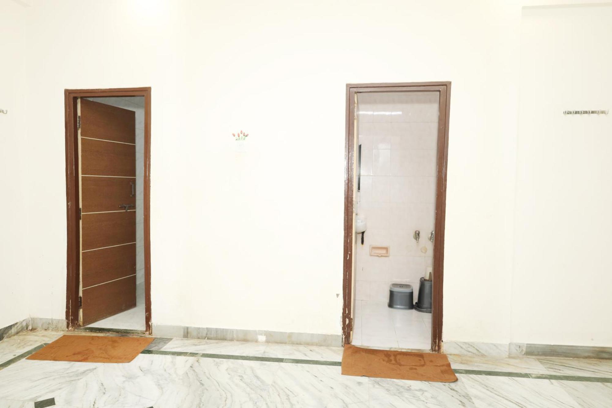 Hotel Sachidanand Ширді Екстер'єр фото